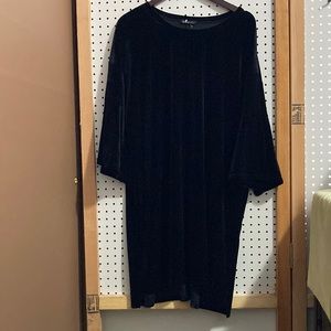 V ery j black dress #100